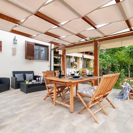 Casa Karin بيت للعطل *